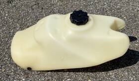 1326 Clarke Mfg New Plastic Fuel / Gas Tank For Honda Trx250x And 1993-2006 Trx300ex -clarke