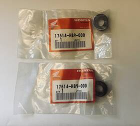 Honda 17514-hb9-000 Trx250r Rear Gas Tank Grommet New Oem Sold As A Pair