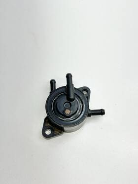 John Deere Uc34375 #2 2008 Gator Tx Turf 4x2 Gas Fuel Pump Hose Valve